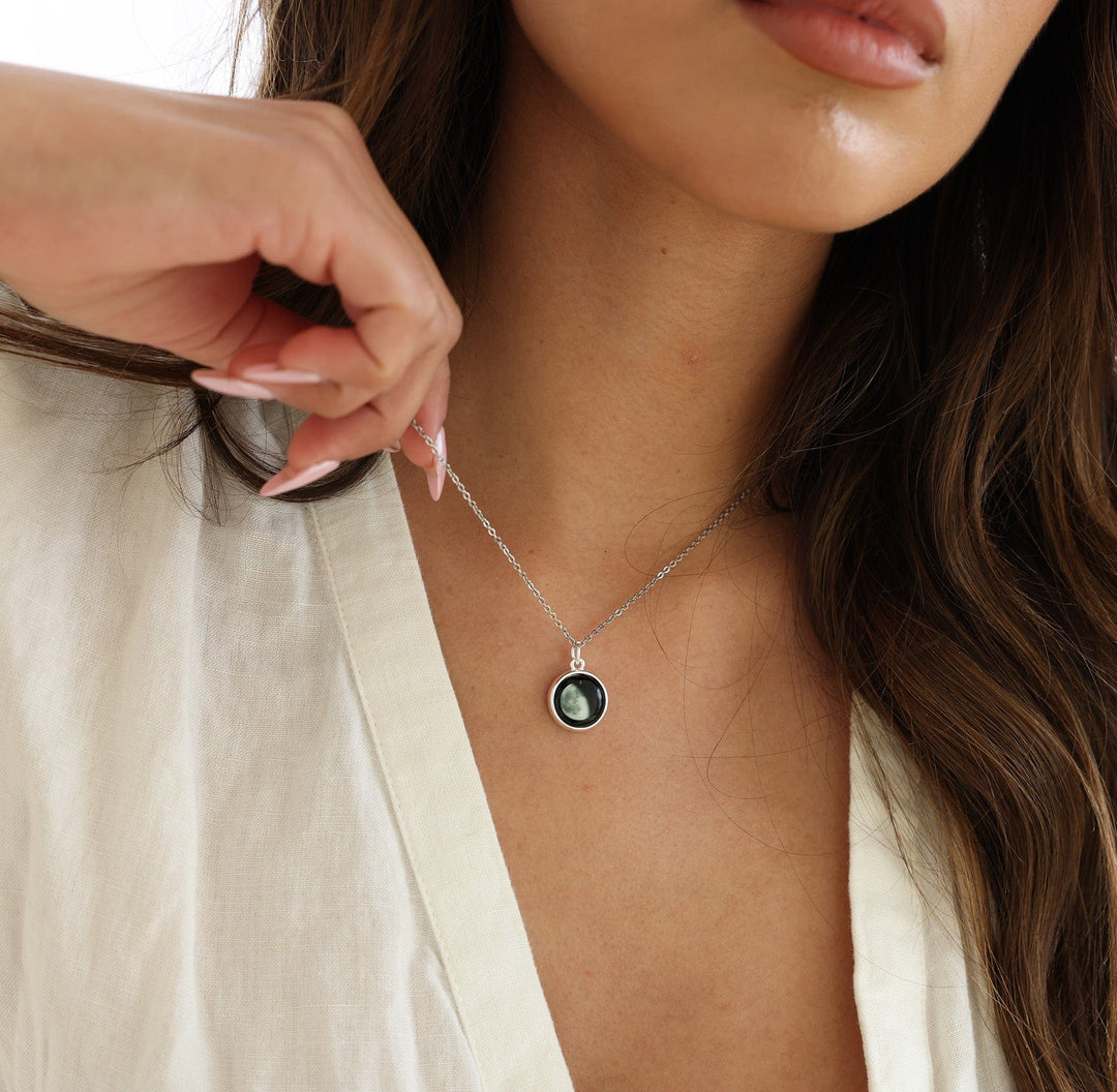 Moonglow Charmed Simplicity Necklace