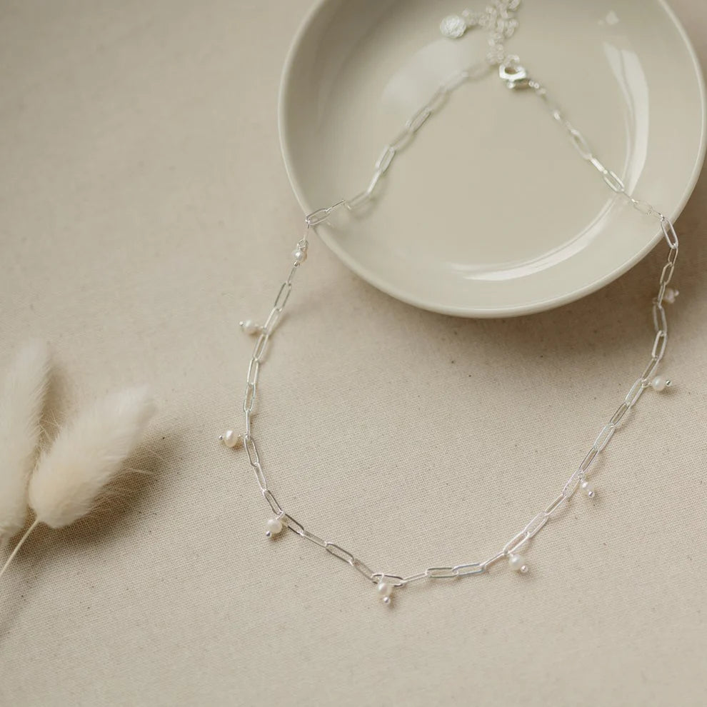 Glee Jewelry- Beatrice Pearl Necklace